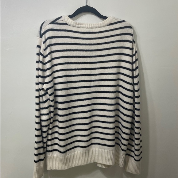 Peanuts Snoopy Cream and Black,Long Sleeve Striped Sweater.Size-Large. - Picture 3 of 12